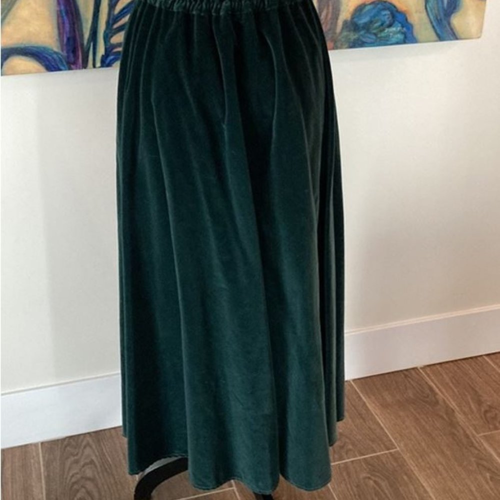 🔥 Suttles & Seawinds Vintage '92 Hunter Green Solid Velvet Skirt 🔥